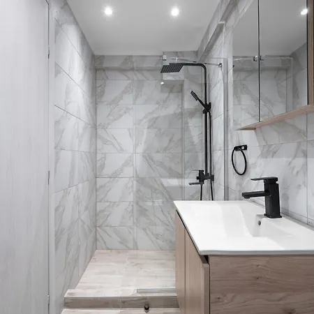 Vesper Apartments, The Luxury 아파트 *